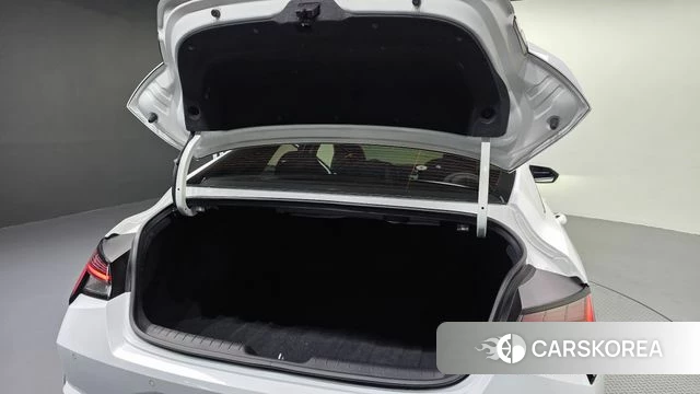 Hyundai Avante Hybrid (CN7) id 4981381 из Кореи 25