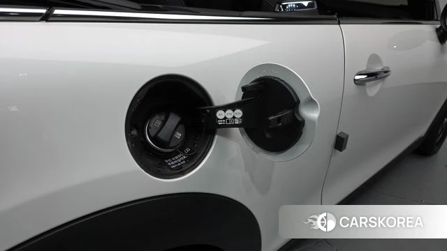 Mini Cooper Convertible id 5045959 из Кореи 25