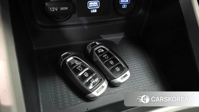 Hyundai Venue id 4759738 из Кореи 25