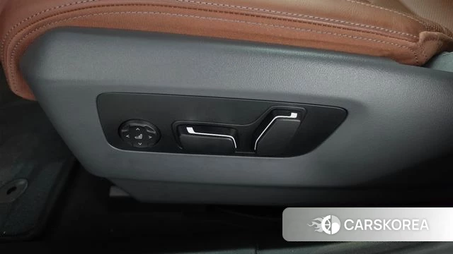 BMW 5 Series (G60) id 4984903 из Кореи 25