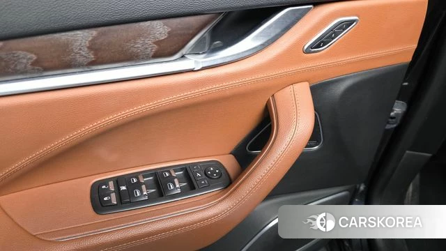 Maserati Levante id 4918420 из Кореи 25