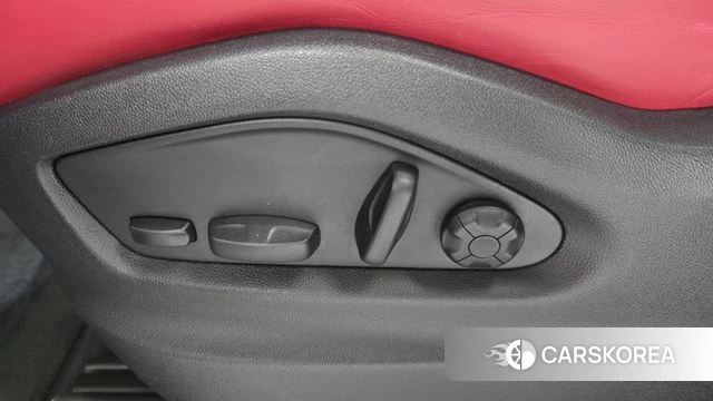 Porsche Cayenne (PO536) id 4749638 из Кореи 25