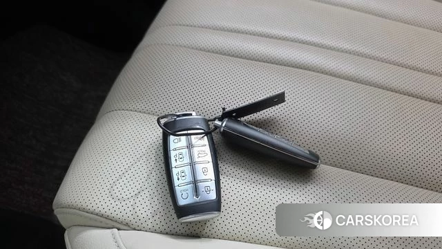 Genesis GV80 id 4976687 из Кореи 25