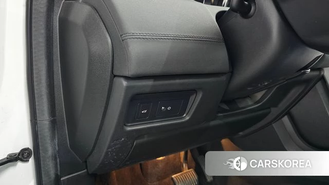 Land Rover Discovery Sports id 4960009 из Кореи 25