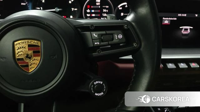 Porsche 911(992) id 5023412 из Кореи 25