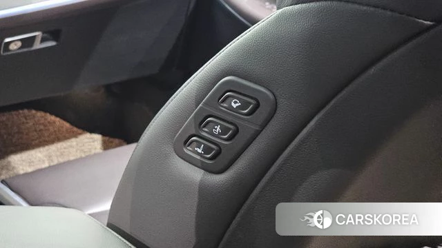 Hyundai The New Grandeur IG id 5023220 из Кореи 25