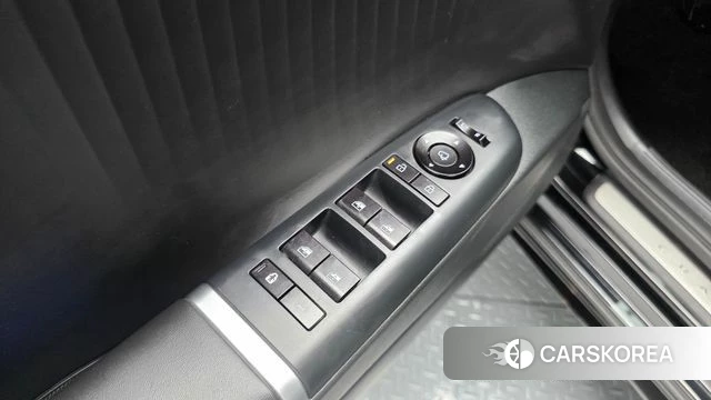Hyundai Grandeur Hybrid (GN7) id 4950462 из Кореи 25