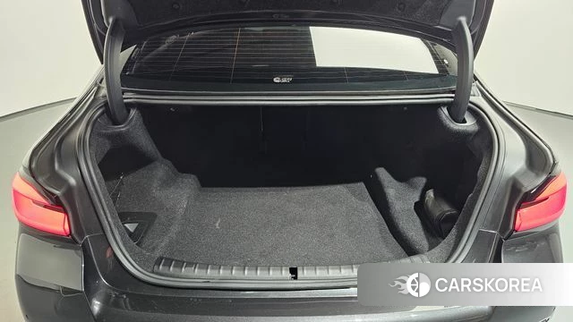 BMW 5 Series (G30) id 4958100 из Кореи 25