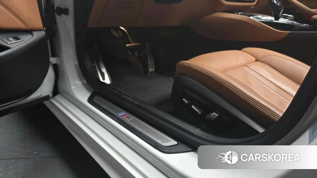 BMW 5 Series (G30) id 5012284 из Кореи 25