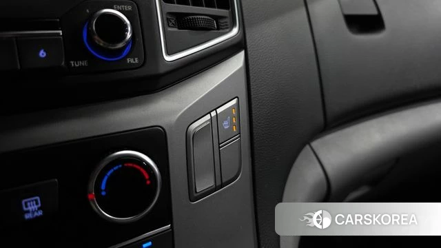 Hyundai The New Grand Starex id 4952432 из Кореи 25