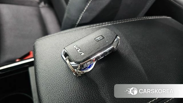 Kia Niro EV id 5012893 из Кореи 25