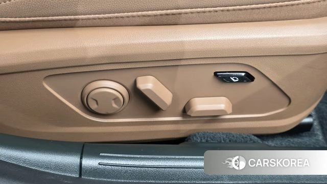 Hyundai Grandeur (GN7) id 4980895 из Кореи 25