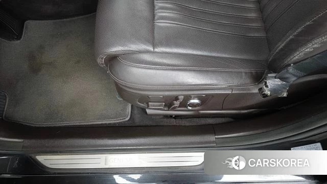 Genesis G90 id 4943465 из Кореи 25