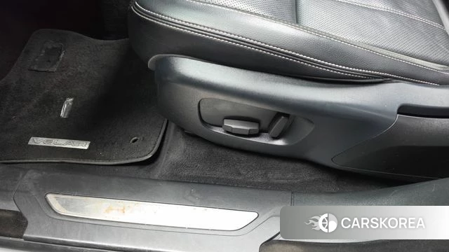 Land Rover Range Rover Velar id 5035362 из Кореи 25