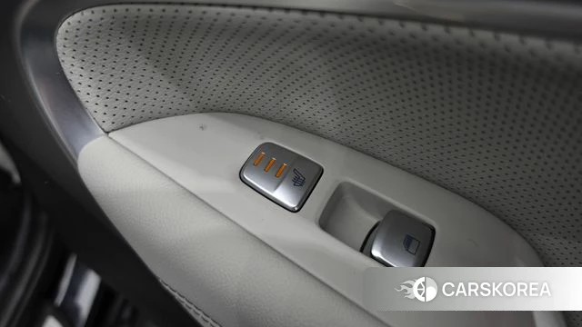 Genesis G70 id 4960078 из Кореи 25