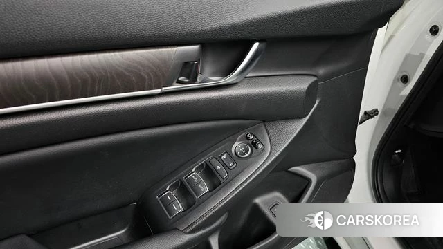 Honda Accord 10th Generation id 4978184 из Кореи 25