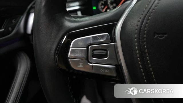 BMW 5 Series (G30) id 4967586 из Кореи 25