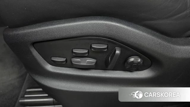 Porsche Cayenne (PO536) id 4980226 из Кореи 25