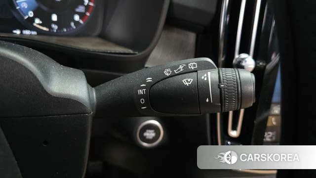 Volvo XC40 id 5012984 из Кореи 25