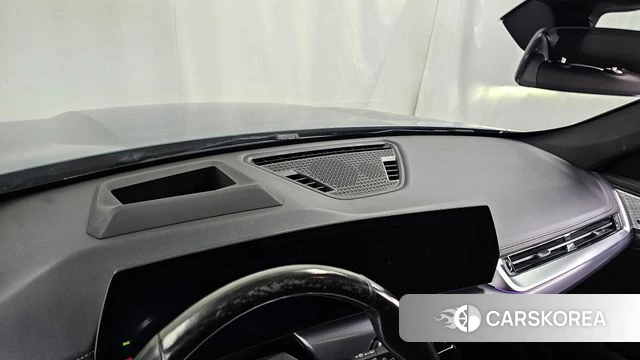 BMW iX1 (U11) id 5016566 из Кореи 25