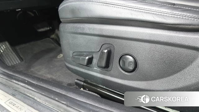 Hyundai The New Grandeur IG id 4722053 из Кореи 25