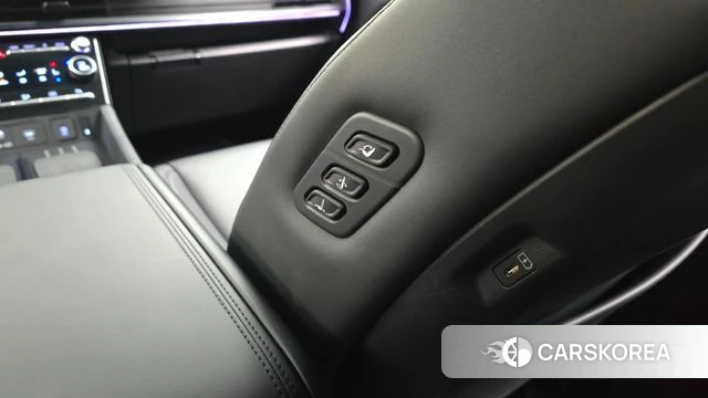 Hyundai Santa Fe (MX5) id 4941692 из Кореи 25