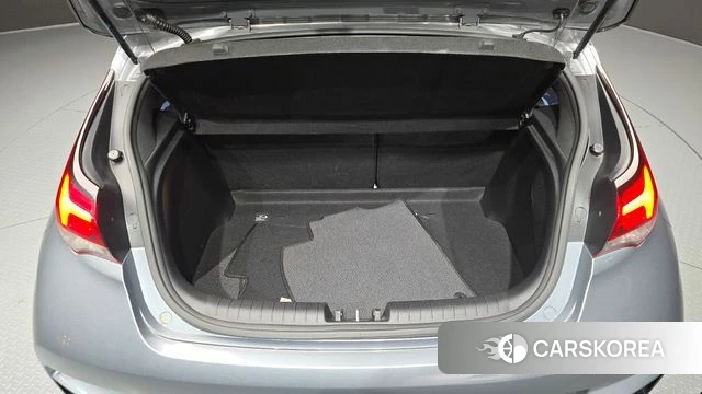 Hyundai Veloster (JS) id 4993101 из Кореи 26