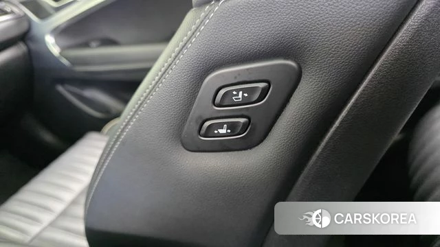 Genesis G70 id 4982649 из Кореи 26