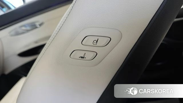 Genesis GV70 id 5027835 из Кореи 26
