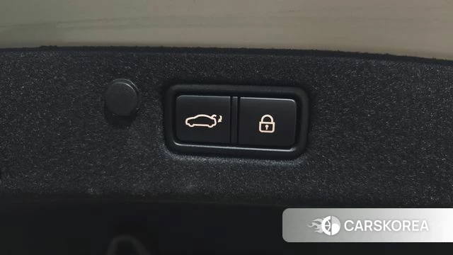 Hyundai The New Grandeur IG Hybrid id 5053712 из Кореи 26