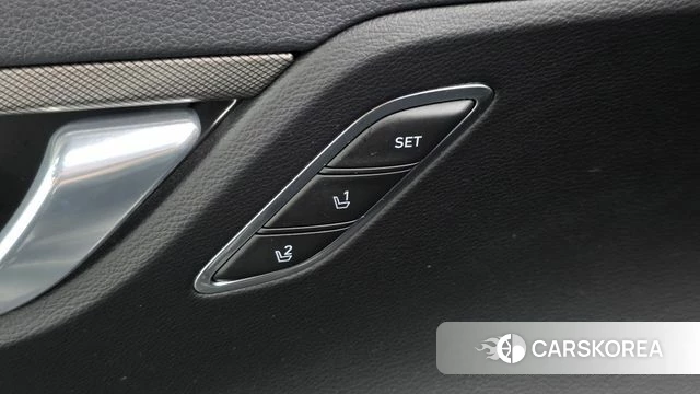 Hyundai The New Grandeur IG id 5017823 из Кореи 26