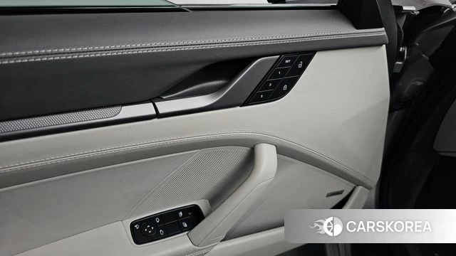 Porsche 911(992) id 4958579 из Кореи 26