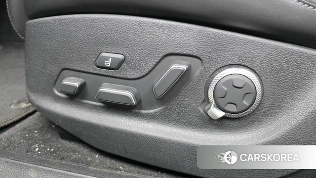 Genesis Electrified G80 (RG3) id 4929511 из Кореи 26