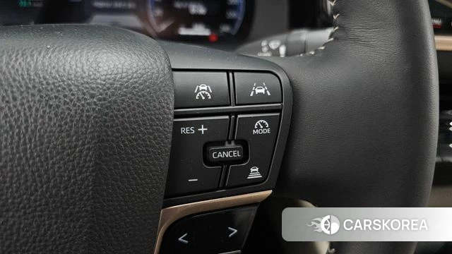 Toyota Crown Crossover id 4892589 из Кореи 26