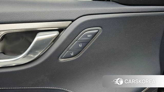 Hyundai The New Grandeur IG id 4992212 из Кореи 26