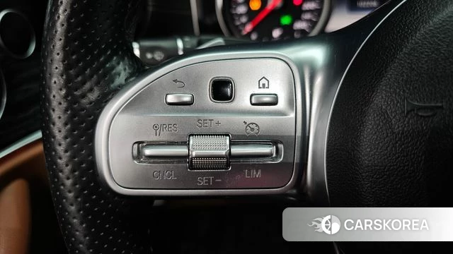 Mercedes-Benz E-Class W213 id 4930982 из Кореи 26