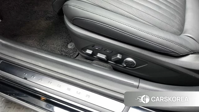Hyundai Grandeur (GN7) id 5001872 из Кореи 26