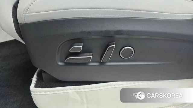 Tesla Model Y id 5015586 из Кореи 26
