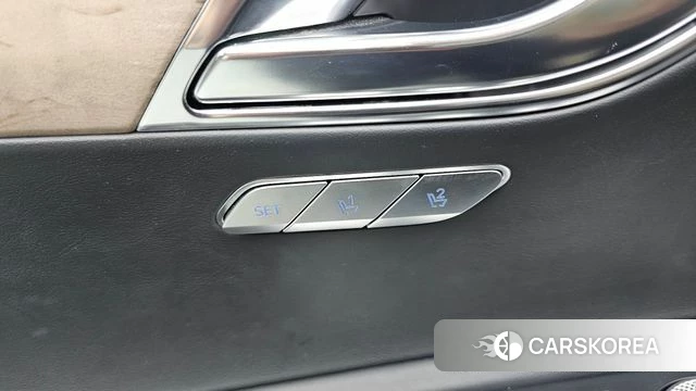 Genesis GV80 id 4916929 из Кореи 26