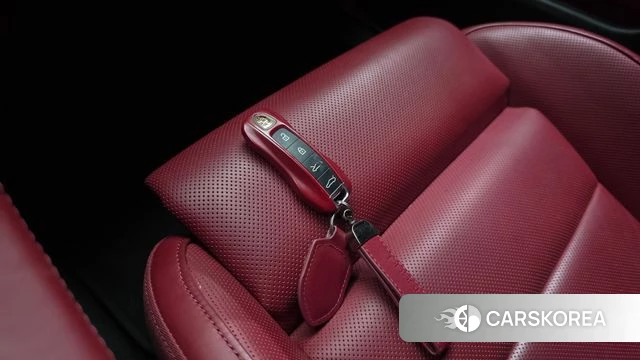 Porsche Taycan id 4958738 из Кореи 26