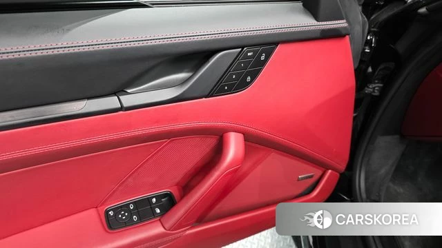 Porsche 911(992) id 4572065 из Кореи 26