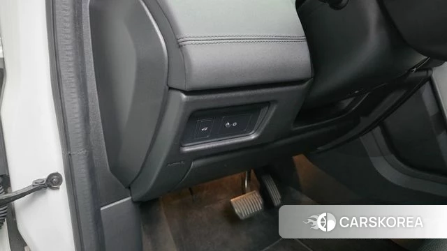 Land Rover Discovery Sports id 5004314 из Кореи 26