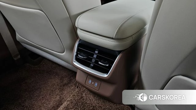 Hyundai Grandeur Hybrid (GN7) id 5001522 из Кореи 26