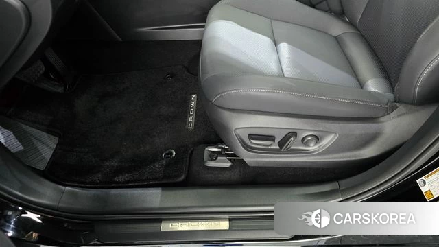 Toyota Crown Crossover id 4964091 из Кореи 26