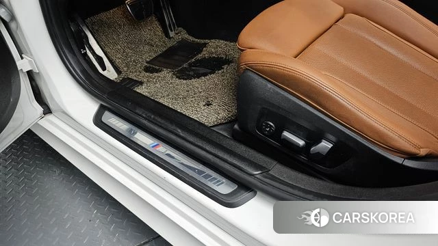 BMW 3 Series (G20) id 4950718 из Кореи 26
