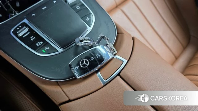 Mercedes-Benz E-Class W213 id 5046662 из Кореи 26