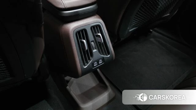 BMW iX1 (U11) id 5052296 из Кореи 26