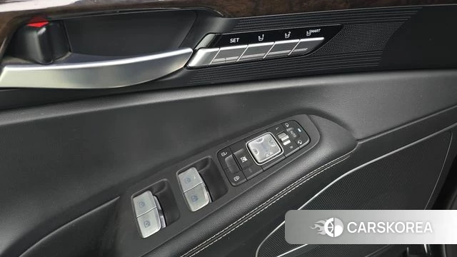 Genesis G90 id 4937498 из Кореи 26