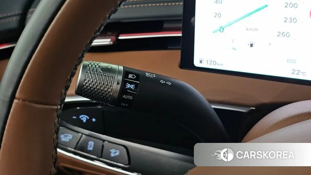 Genesis GV70 id 5001758 из Кореи 26