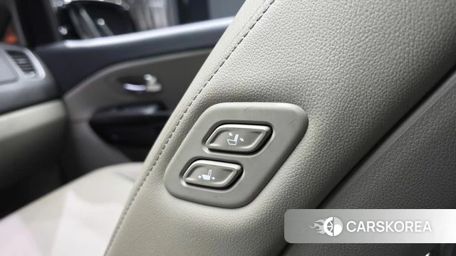 Kia The New Carnival id 4998659 из Кореи 26